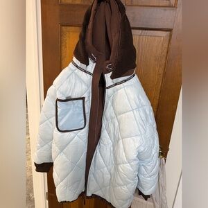 Roaming On Reversible Parka